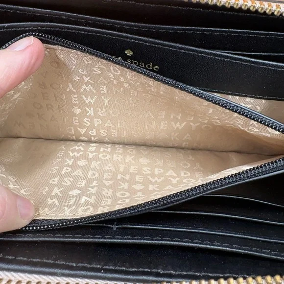 Kate Spade Black and Cream Wallet - Picture 9 of 16
